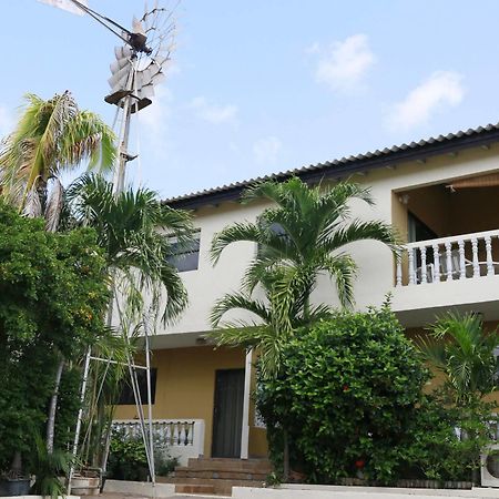 Hersher Studio'S & Apartments Willemstad Esterno foto